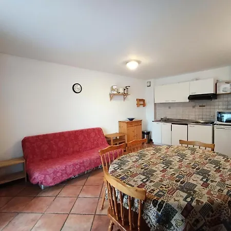 Apartment Korossol - 3 Pieces Pour 6/8 Personnes A 100 M Des Pistes Mae-9124 Montgenevre